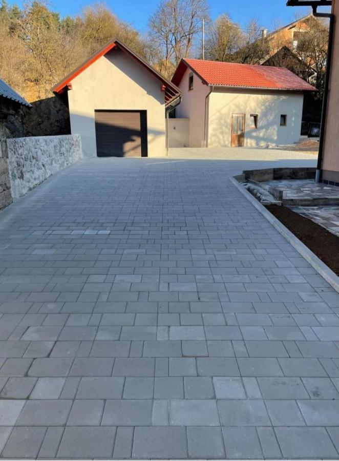 Studio Apartman Kika Otočac Eksteriør bilde